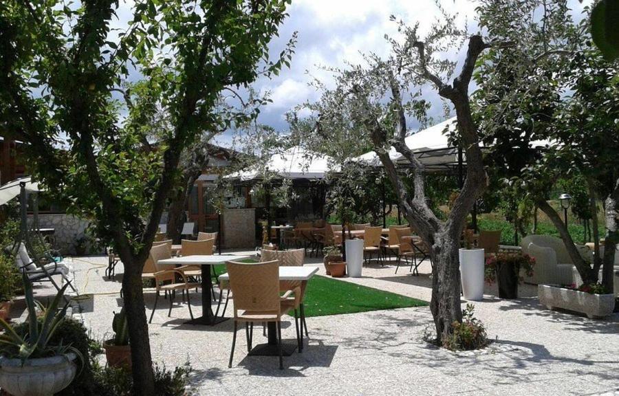 Il Gelso Bianco Hotel เวียสเต ภายนอก รูปภาพ